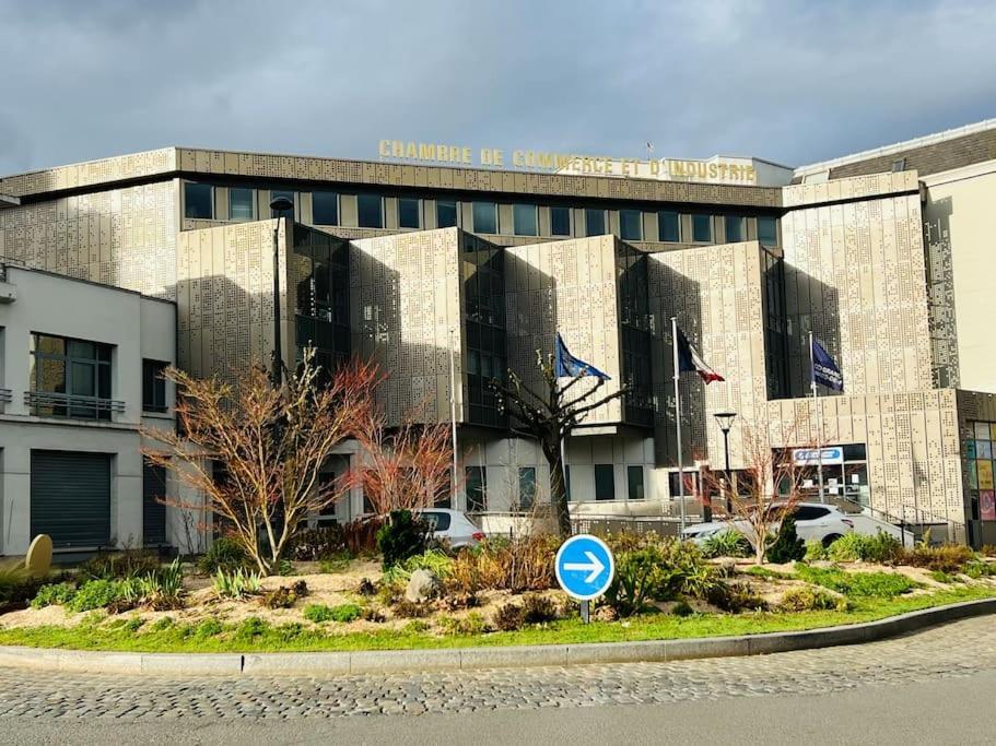 Apt Des Artistes, 3 Min A Pied Gare Et Centre Valenciennes Extérieur photo